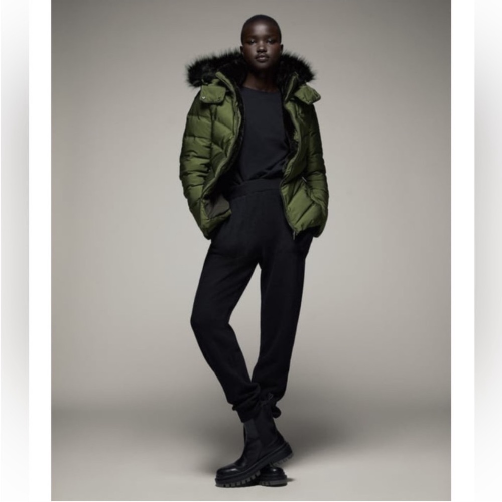 Zara Water and Wind Jacket Sz M